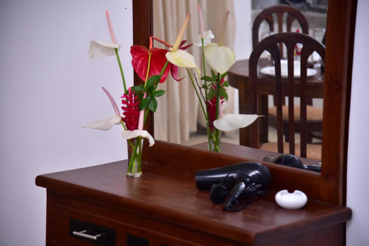 Lily Holiday Apartments Хикадува Екстериор снимка